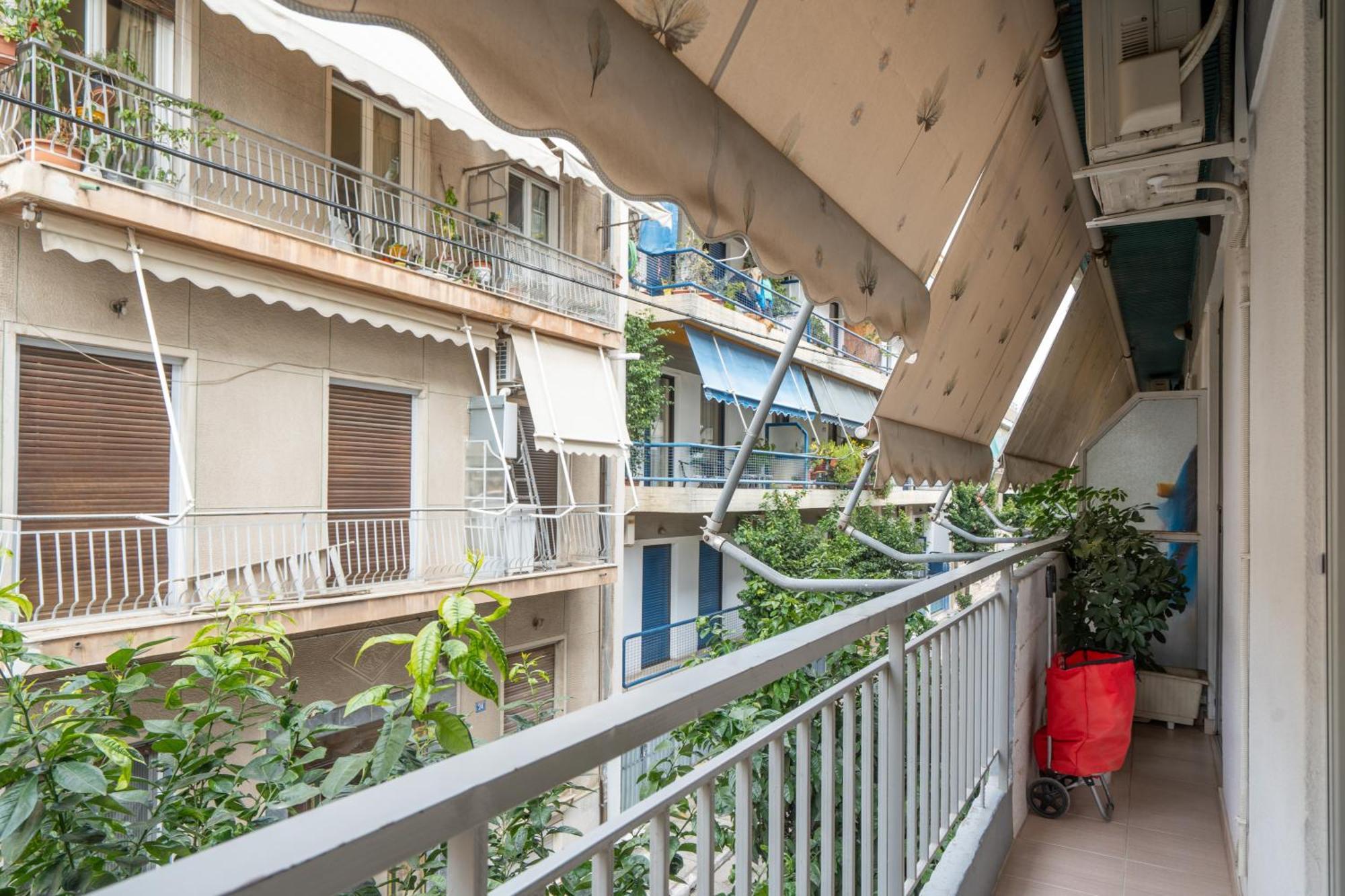 Thissio Family Apartment アテネ エクステリア 写真