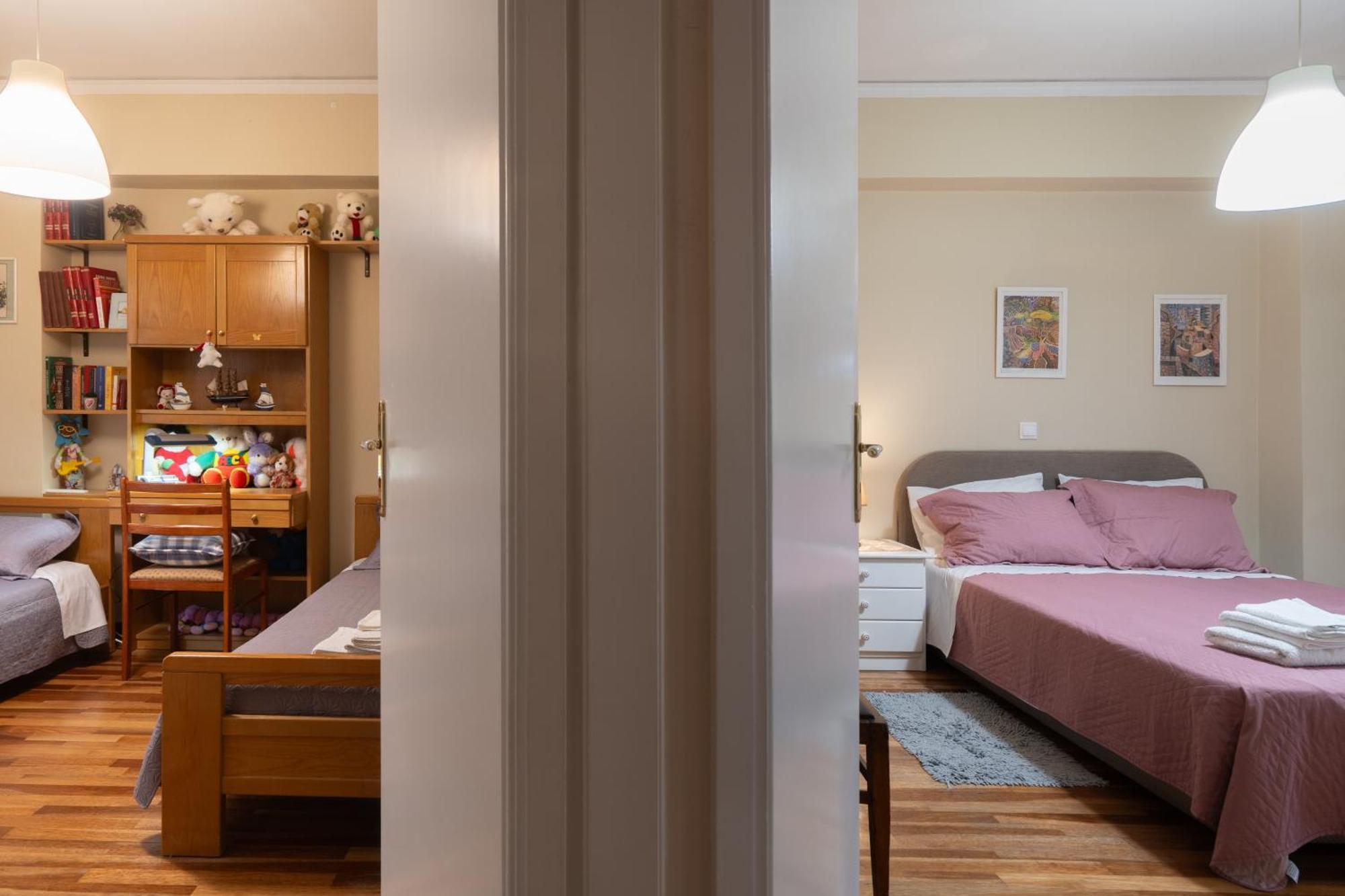 Thissio Family Apartment アテネ エクステリア 写真